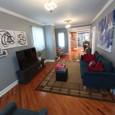 Cozy Updated 3-Br Apartment Near Peace Bridge بوفالو المظهر الخارجي الصورة